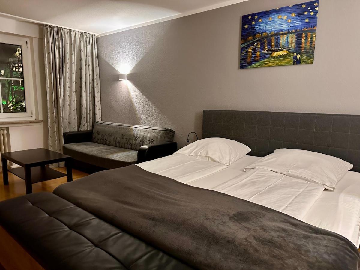 Altstadthotel Hayk Am Rhein Кёльн Экстерьер фото