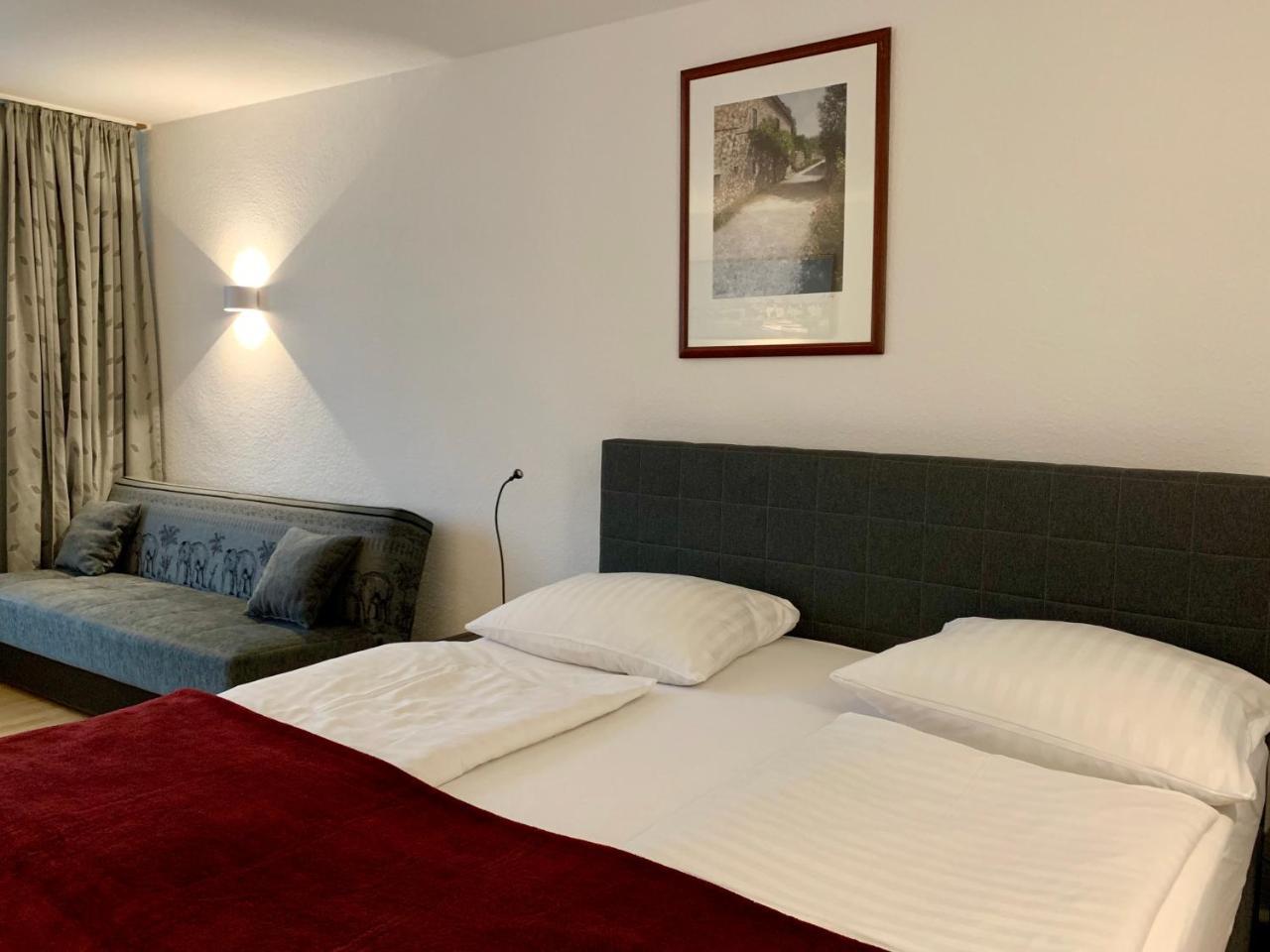 Altstadthotel Hayk Am Rhein Кёльн Экстерьер фото
