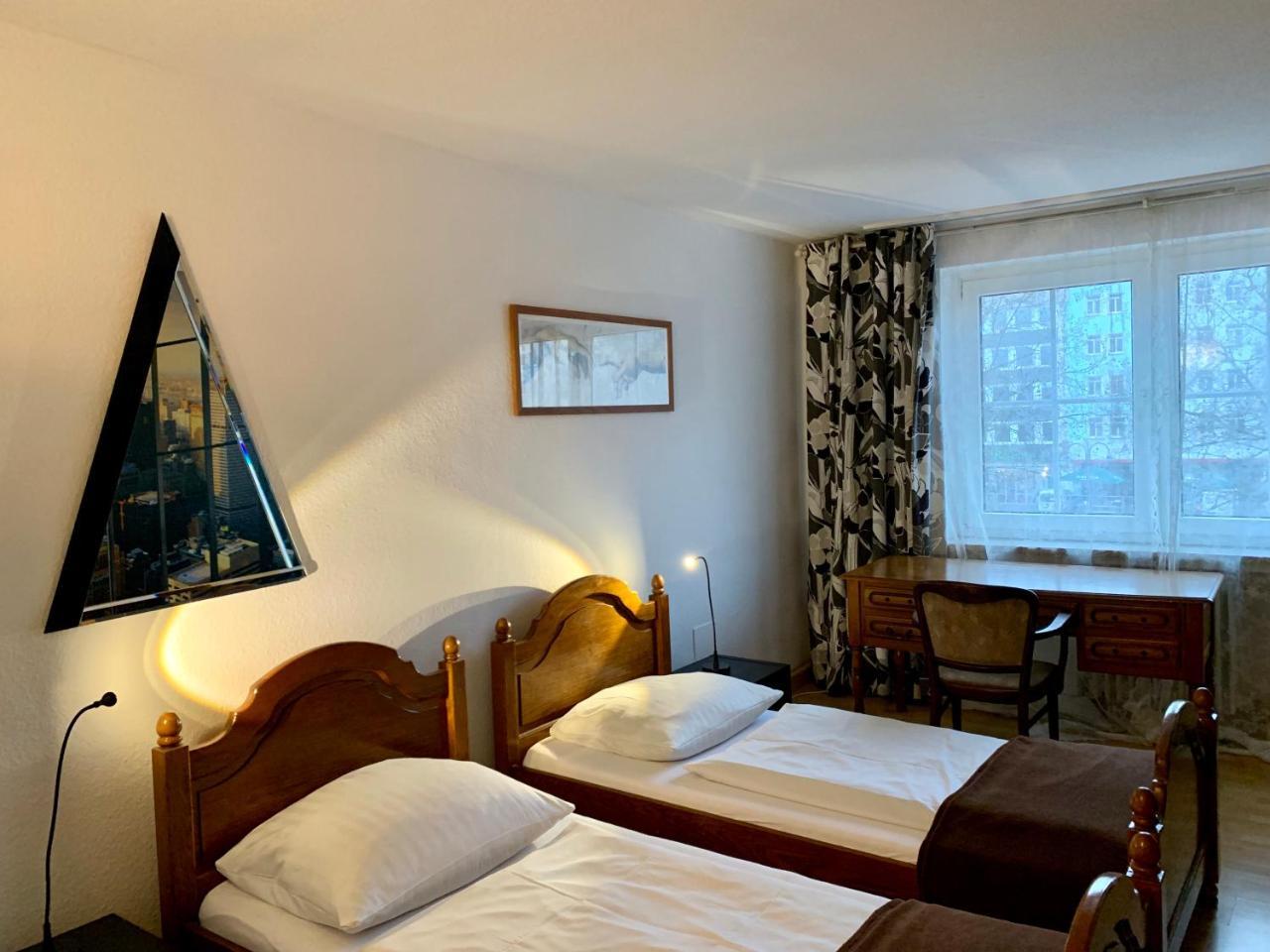 Altstadthotel Hayk Am Rhein Кёльн Экстерьер фото