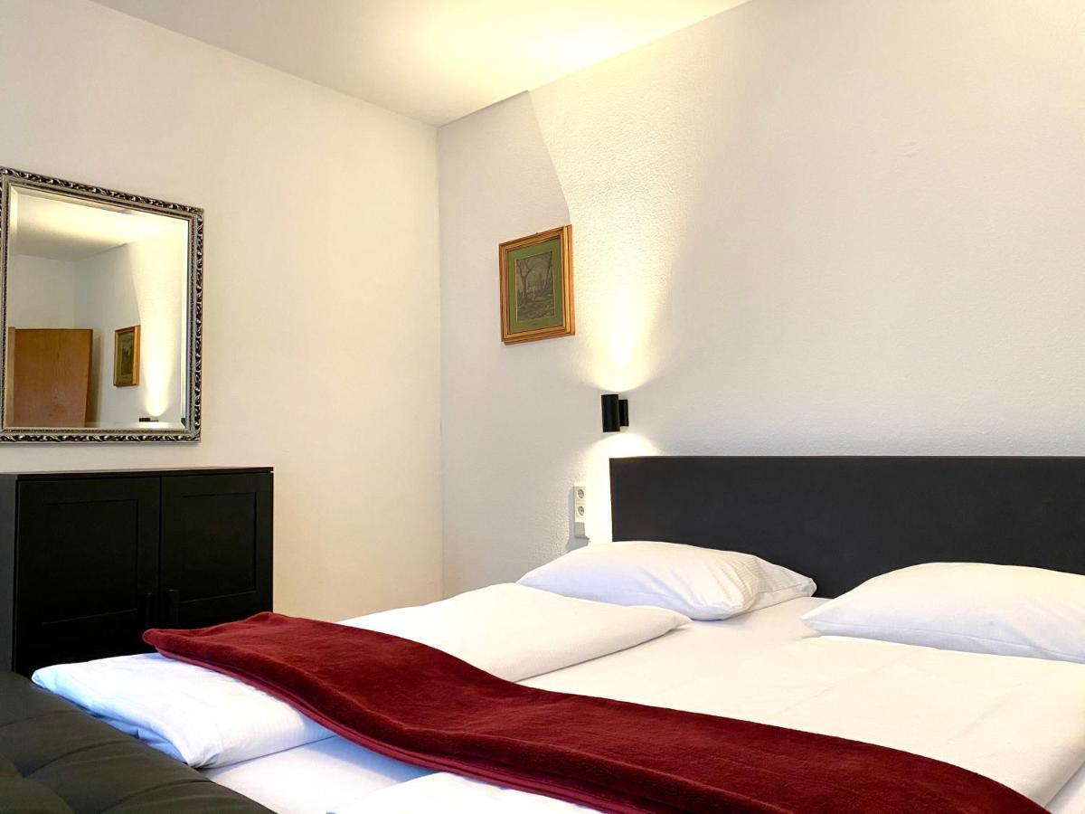 Altstadthotel Hayk Am Rhein Кёльн Экстерьер фото